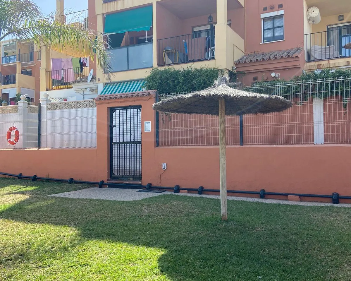 dfd26dc0-48e4-4e5d-b07a-de0aca76f6ce