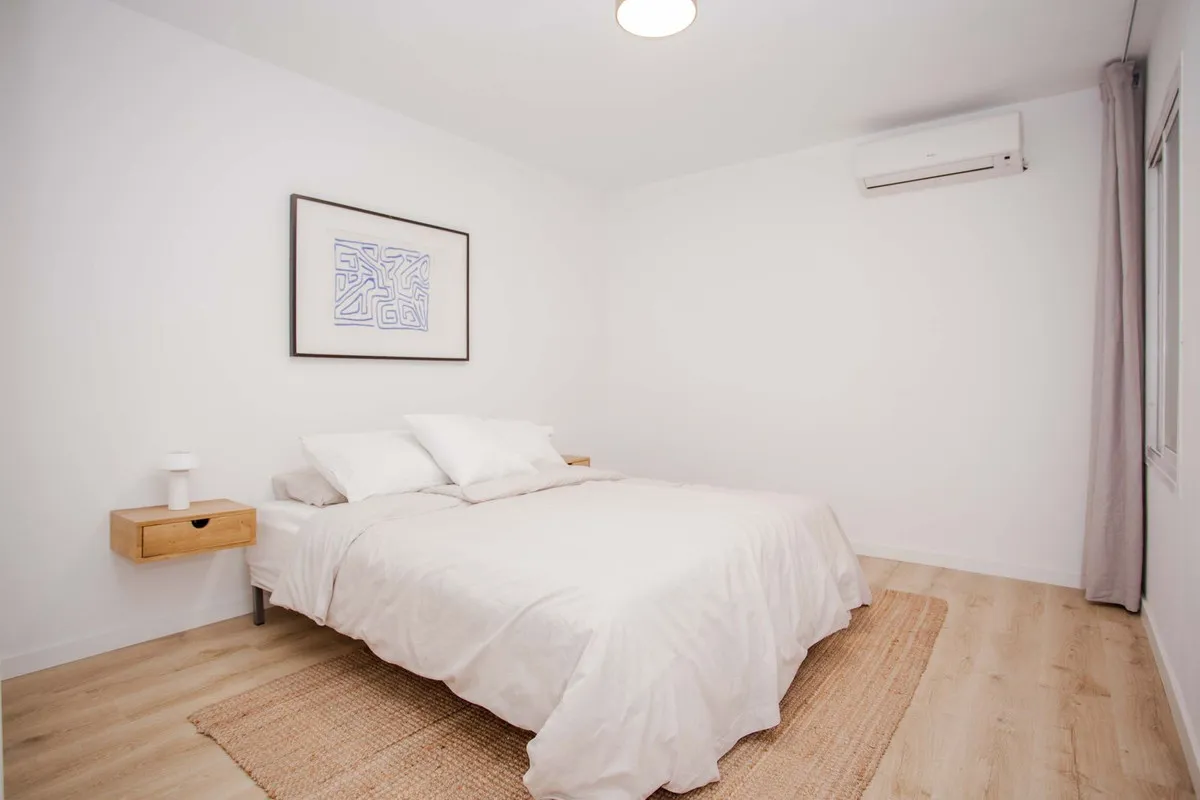 0dda4c62-bd40-4e12-9cfc-ea0f9c11ab75