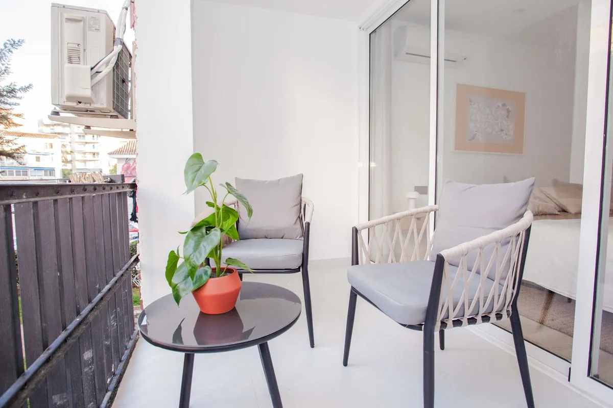 4a20f9e6-01dc-4206-81d2-8ae17212a9ce