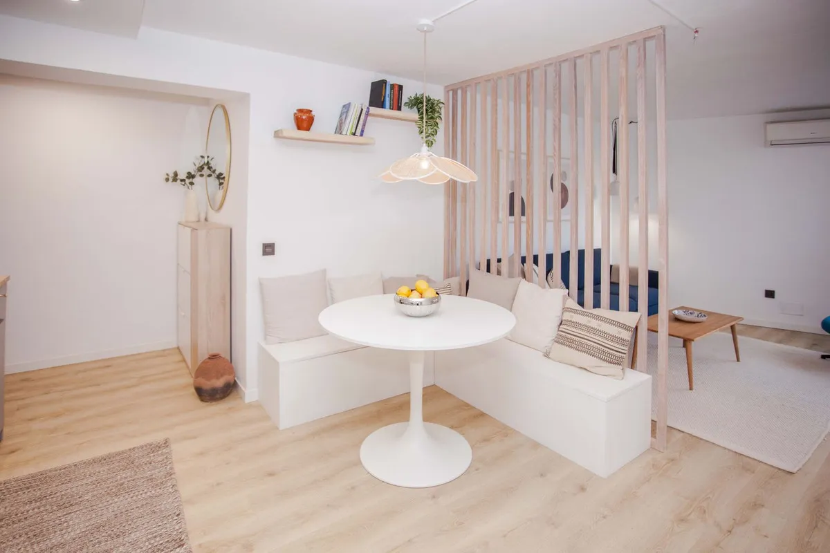 b7e600aa-1dba-4457-8221-691e26a08c87