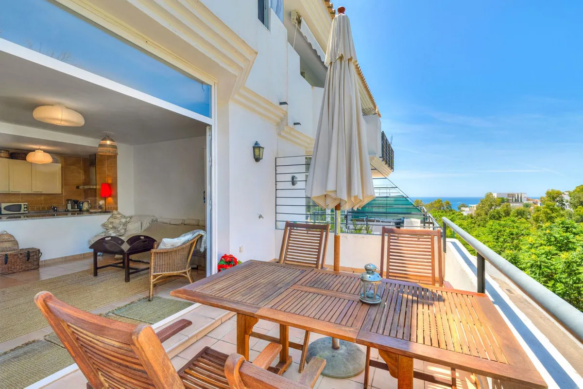 53e20ef8-a50e-41a5-90bc-c3cb57dc5842