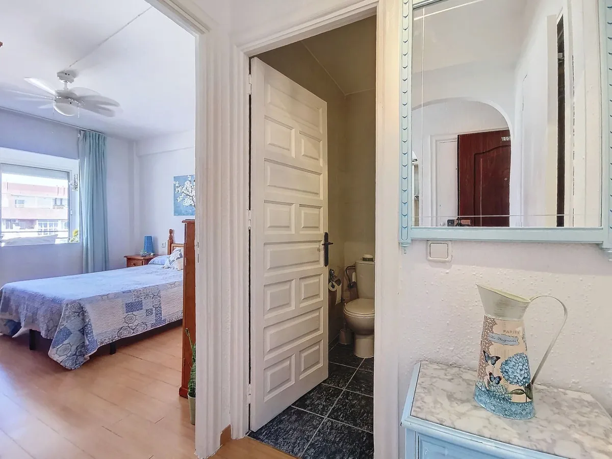 08b3bff6-e94d-4aab-84d8-fbcb20a01ad7