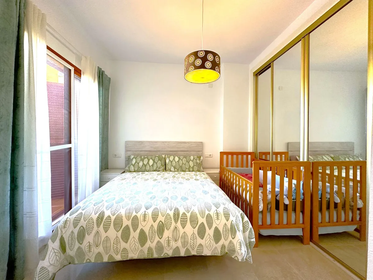 e4d469bd-c0a5-4602-bdf1-a21035e5b9b1