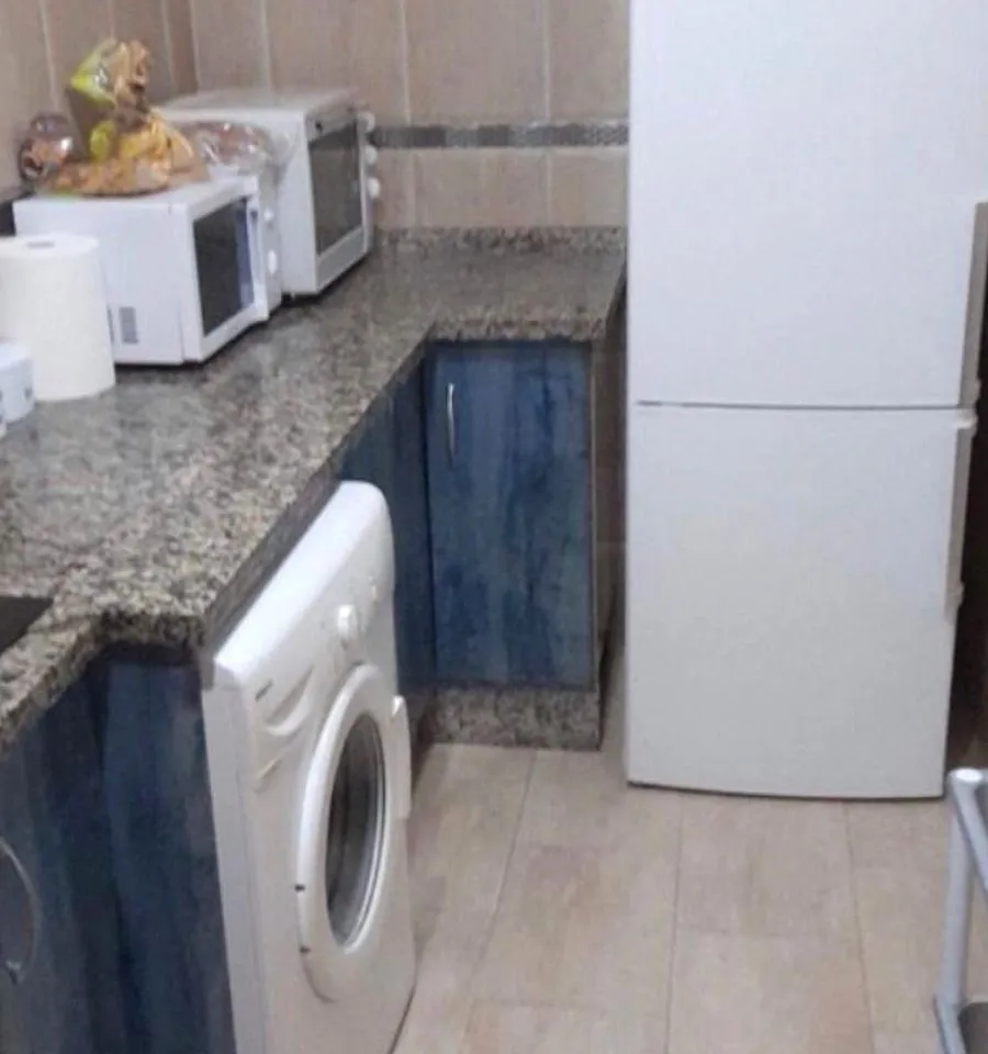 42c16c05-927f-4556-9018-34481454cc18