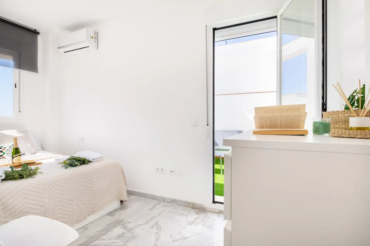 9eb65055-8870-41a1-aa94-4ec0602fa72d