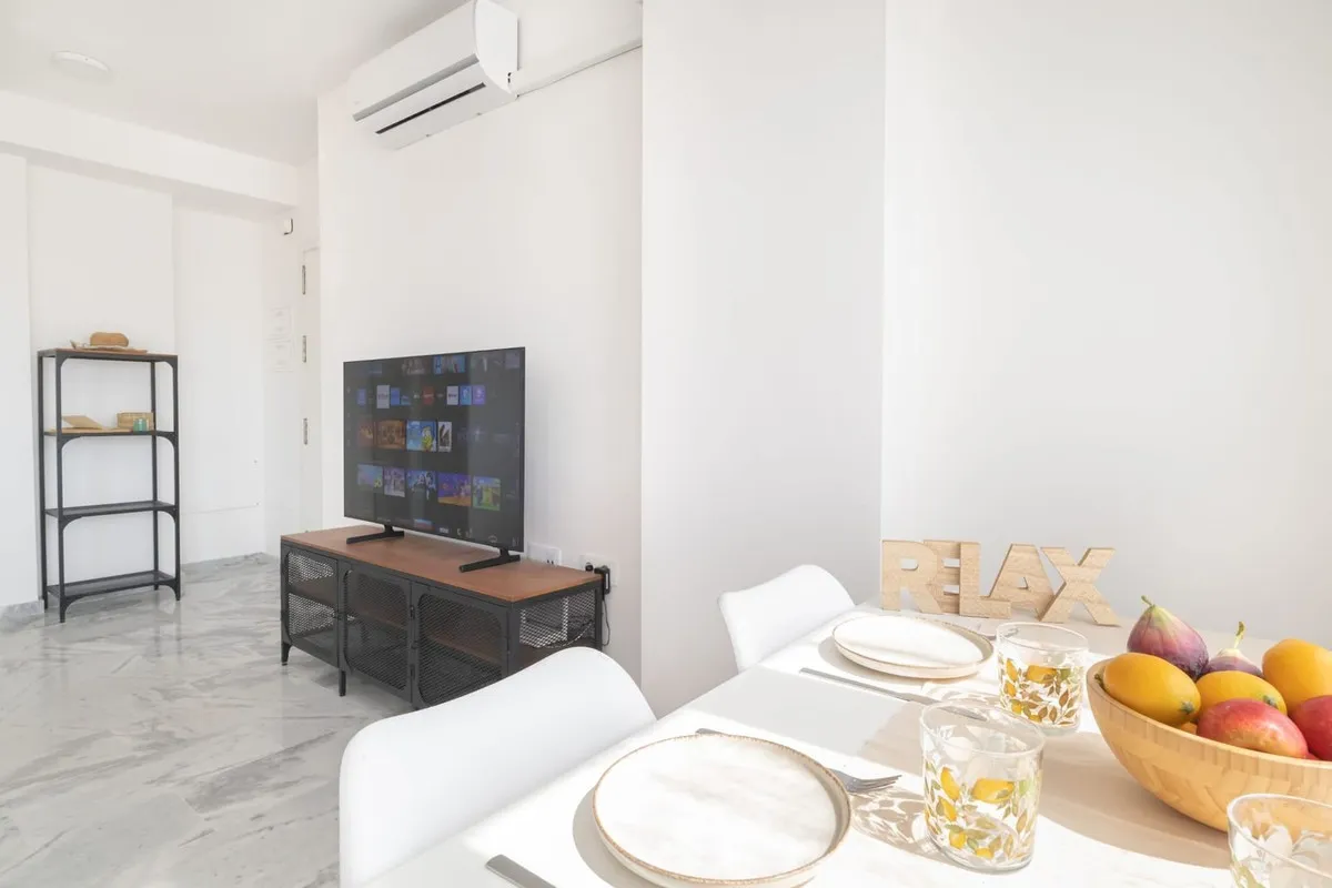 b4a8b463-38d6-4d60-a5f8-e18a6122730a