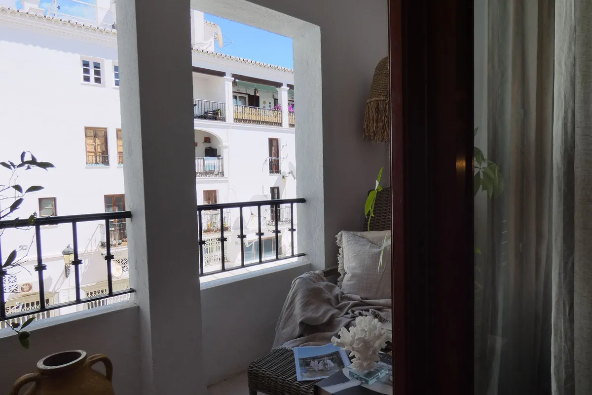 08a3f845-c059-404c-bb54-ea790b3bd983