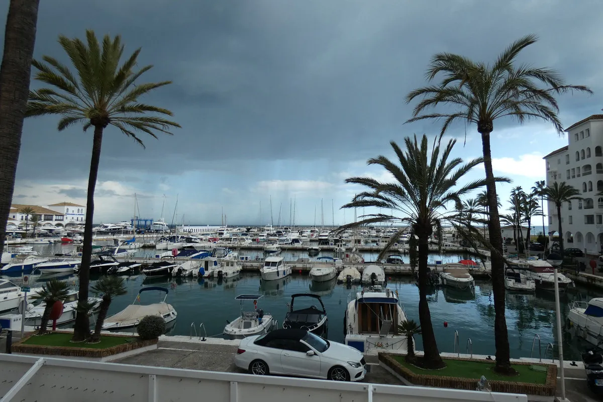 5c999e8b-8f06-4f8f-8049-e655ce1c37ba