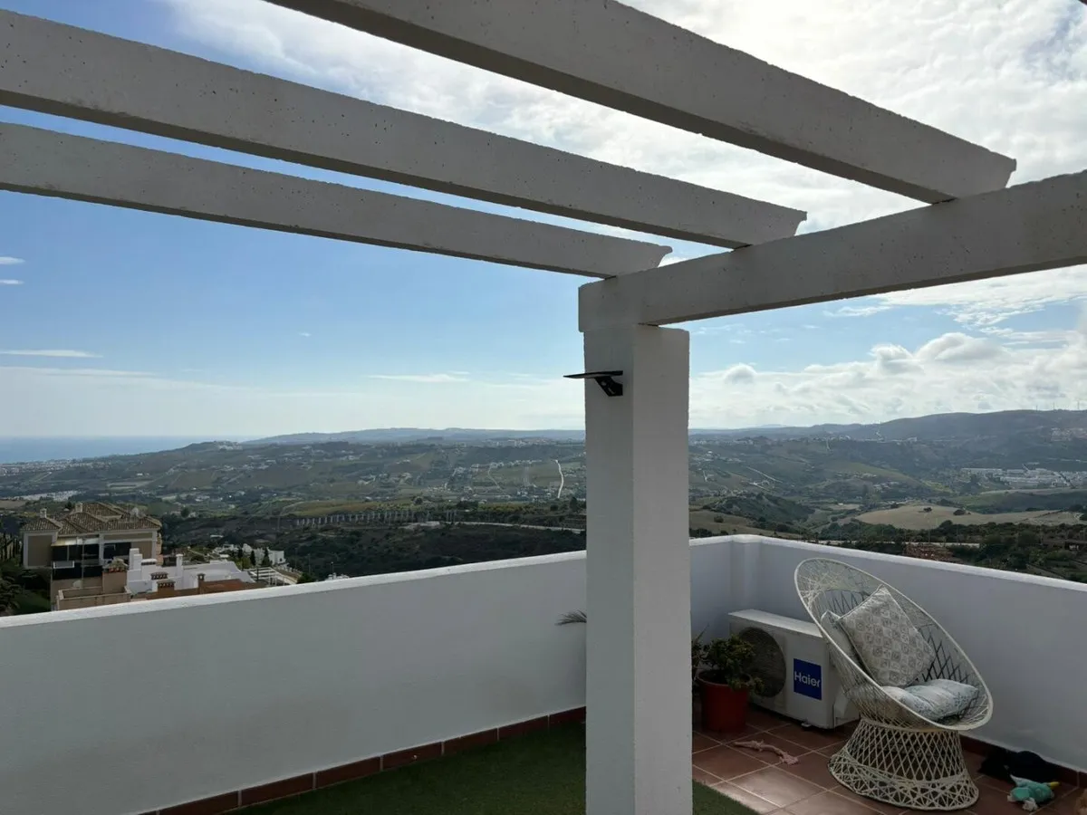 1afd5a69-c13a-4221-af47-8d2aa24a9fd1