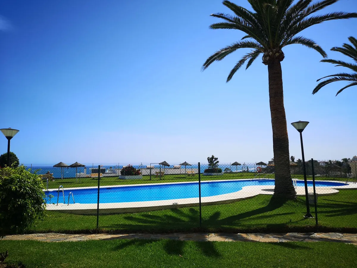 720108f7-f626-45e4-b2a5-4d3f07a5c6ad