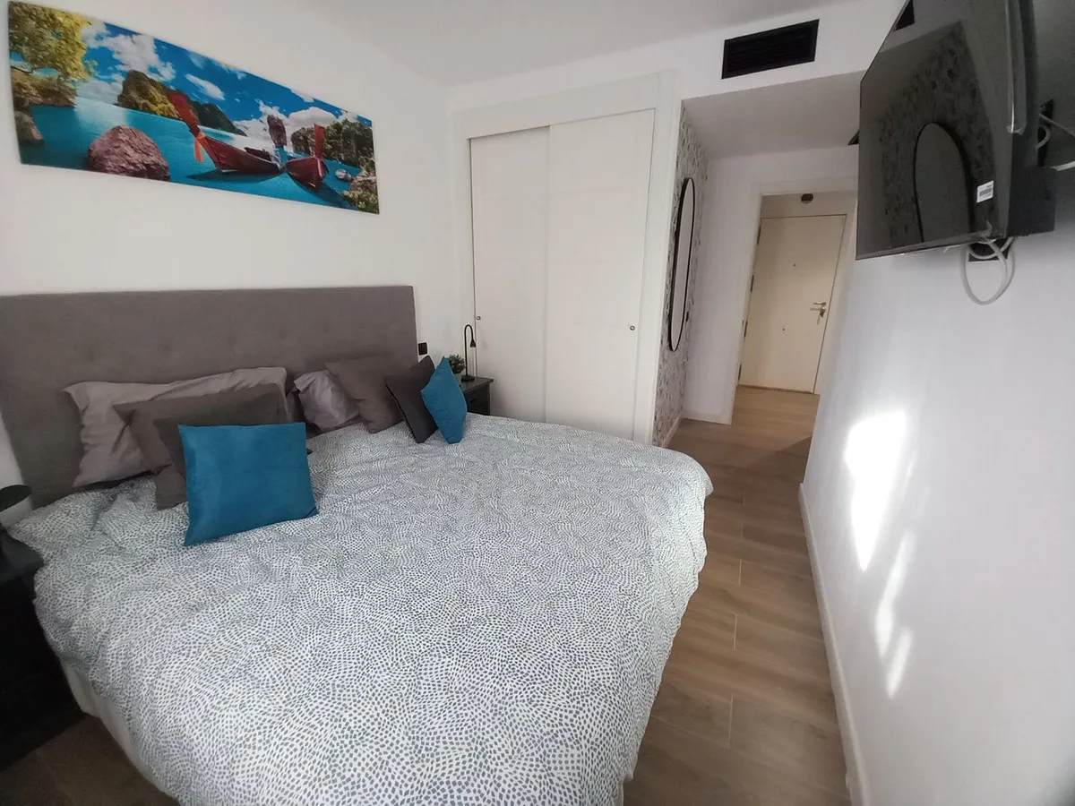 1cc91807-28d2-4126-9844-04213de7fa10