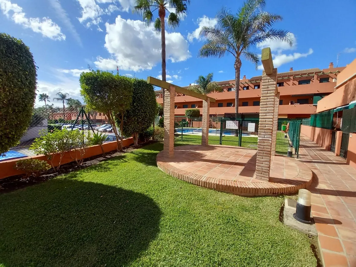 25213134-a5ec-431d-b196-15fea5e99269