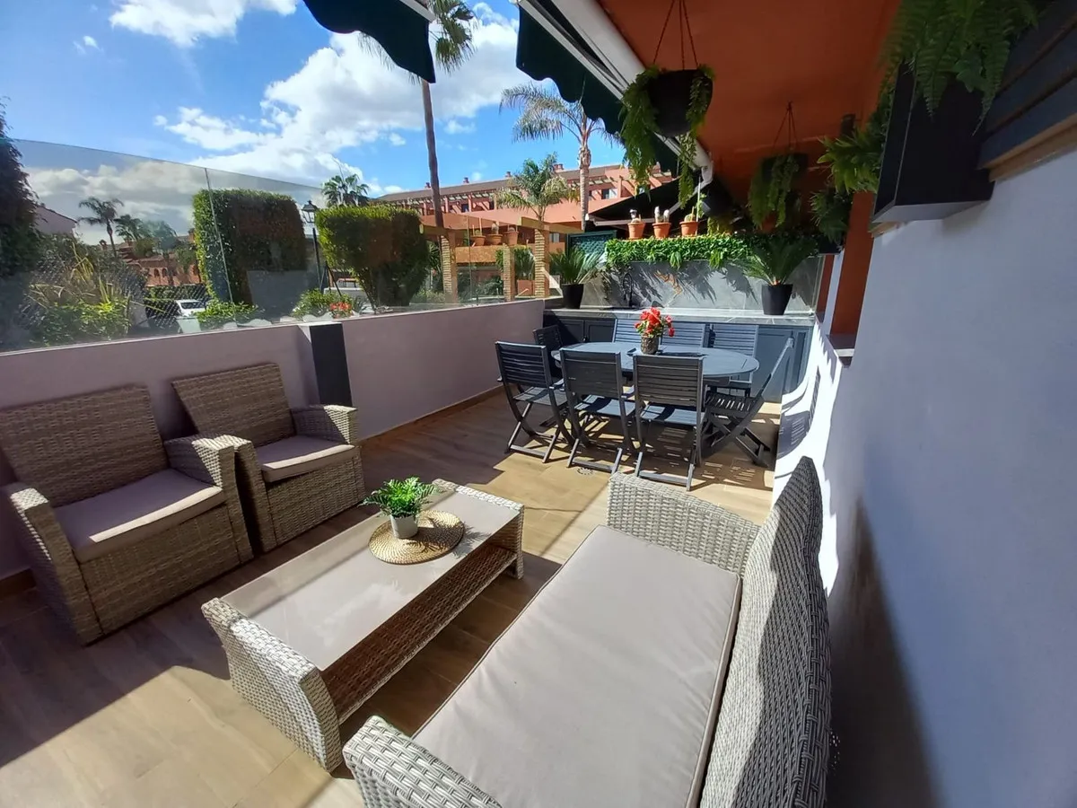 9808a60e-4dd6-418e-9d4d-965d1efad76c