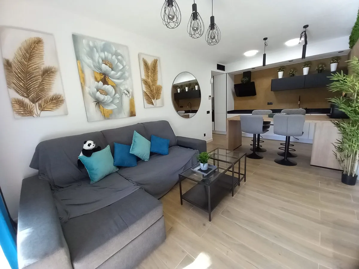 9c773c10-eb8b-4961-936e-b17baf61a2bd