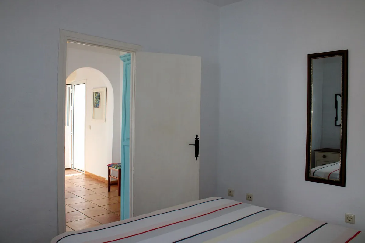 83301ba8-e935-42d0-bb26-36de9d200ab2