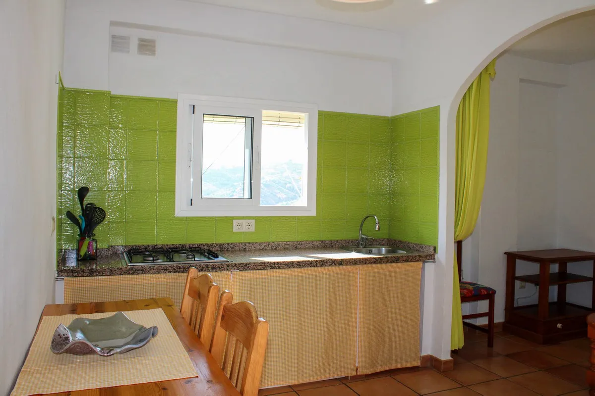 fb4a35fa-9a8a-4d95-9b23-d7b05e473119