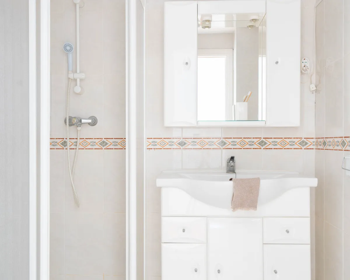 1c1b7df9-ca70-4de3-892e-add10c4d5eff