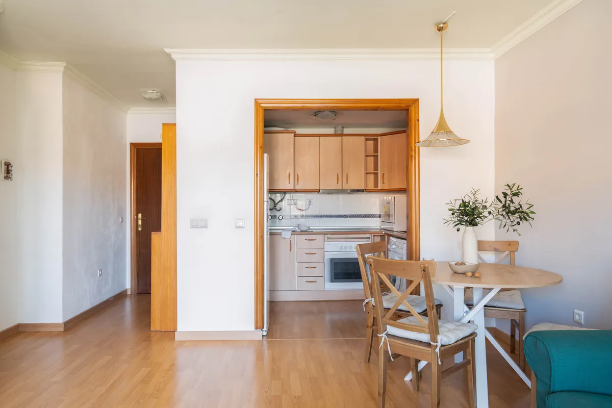 4c720d20-f3f5-4d77-b540-e86b94aafe27