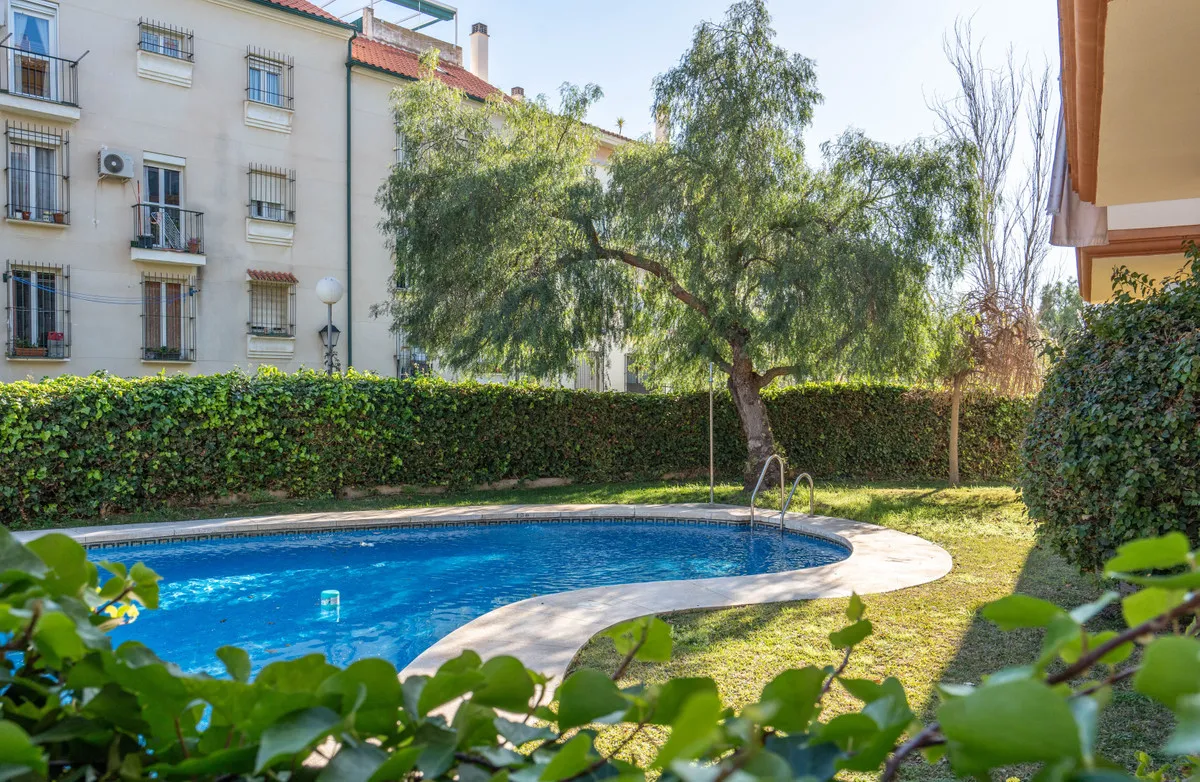 7f8c32f8-43a7-46af-b768-da30342fe486