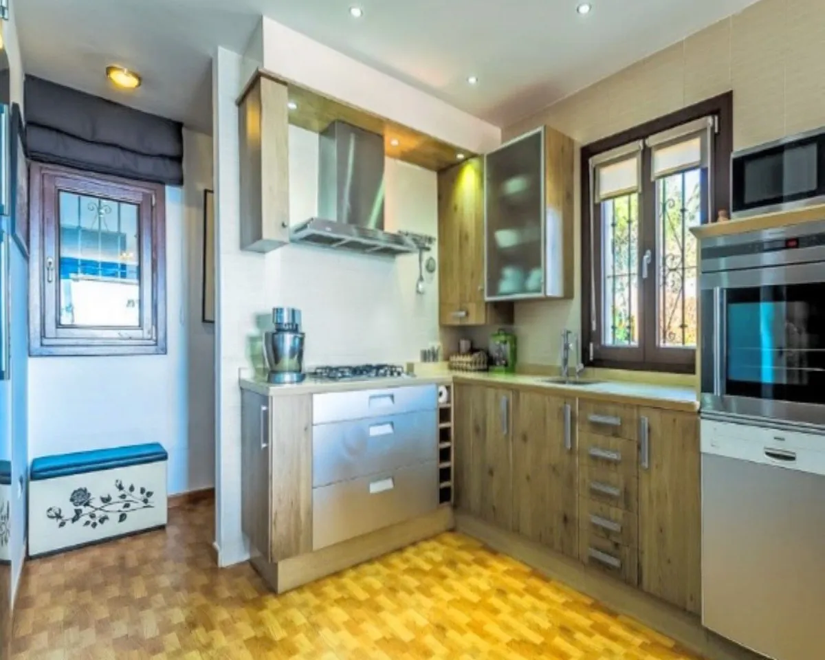 13e45590-7d91-4464-882f-f9d76fc697a8