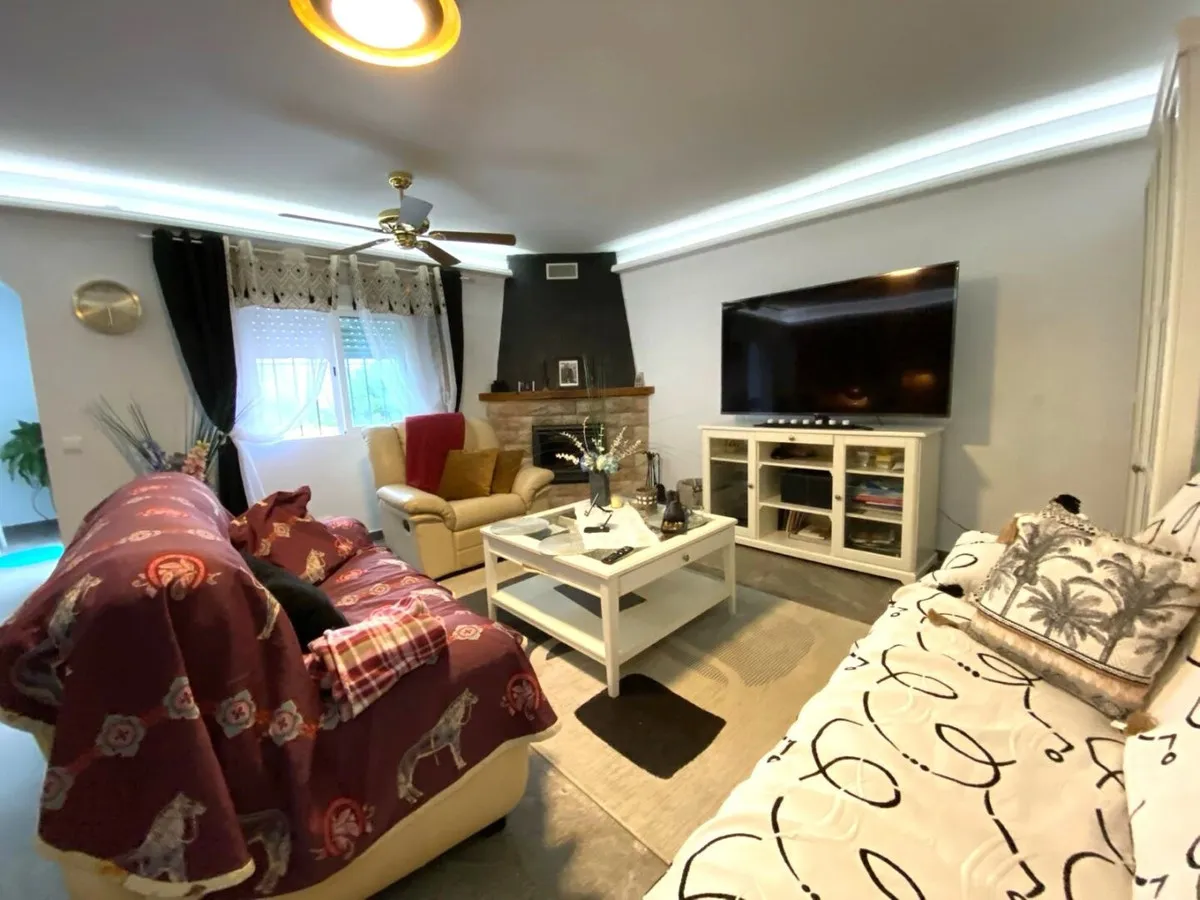 00101840-415d-4e9b-9b79-41d48a51ee7d