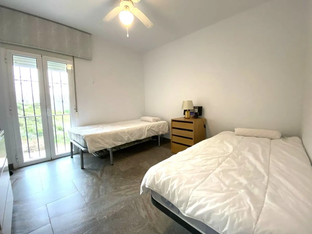 0eaa77a9-df81-462a-9b06-fb50116321f7