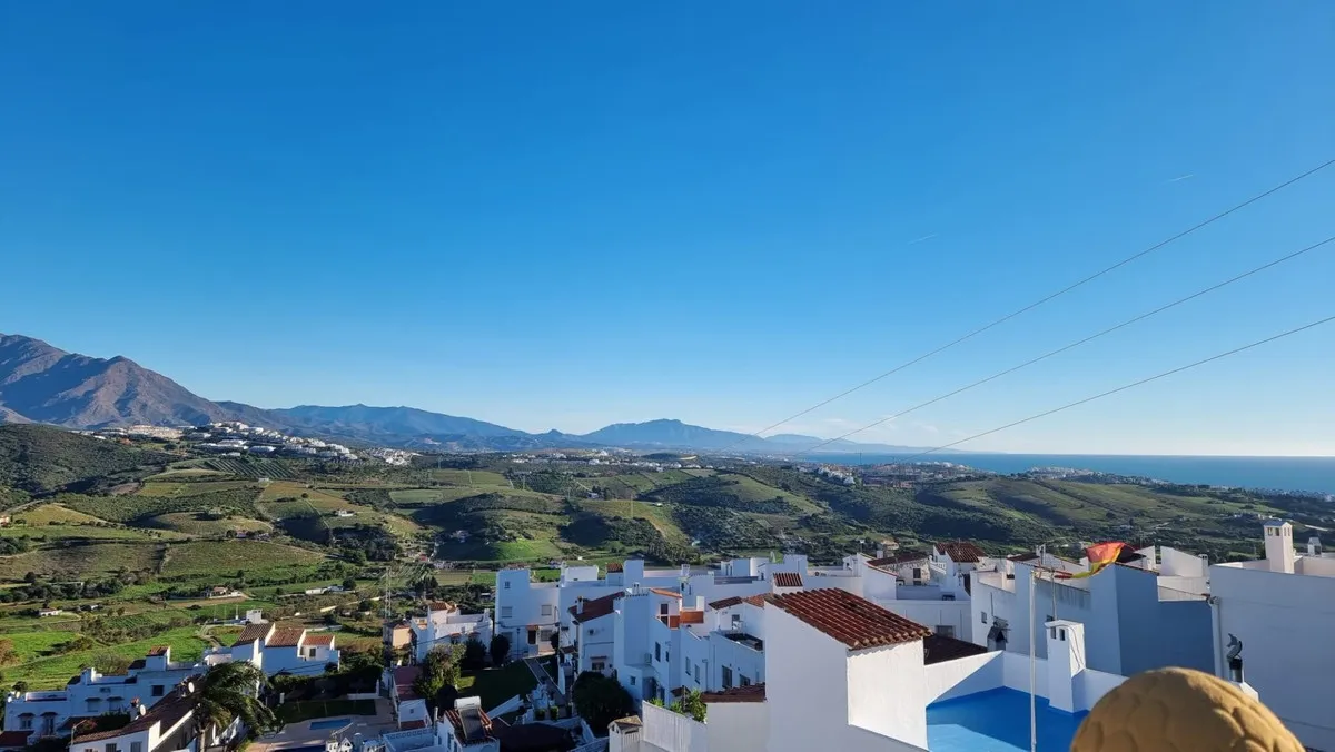 87b4eccb-a64c-4a23-9a1c-7b9d333d310c