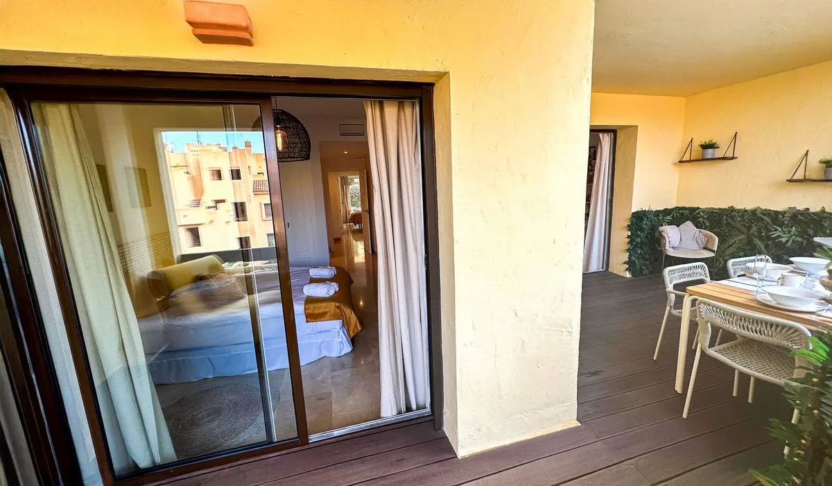 00a522cf-b885-4cfa-80a4-be137d5620e0