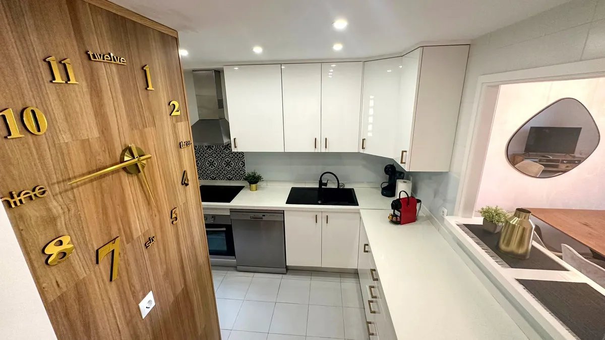 042f9242-c997-4a03-84f6-71555edcfcc4