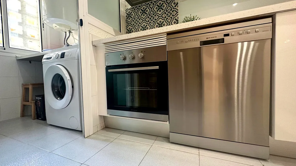 4886b2d5-5ac2-4c4b-b1c0-e18410677e0a