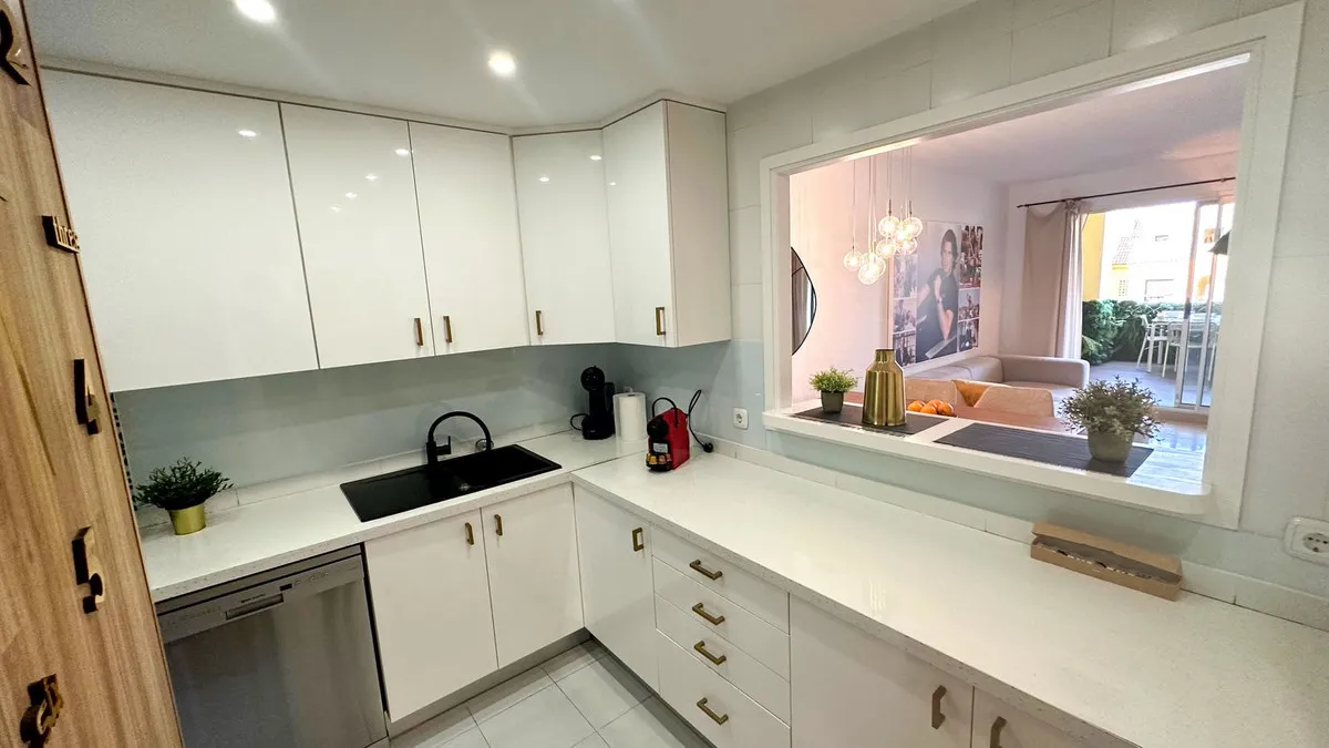 95f12240-10d7-4d02-b5b2-7b5e3c08dc27