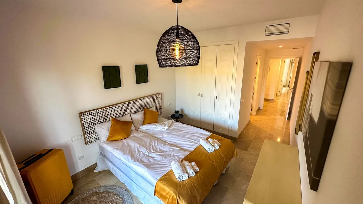 a4db3e89-286d-422f-b9a2-7352f99f9619