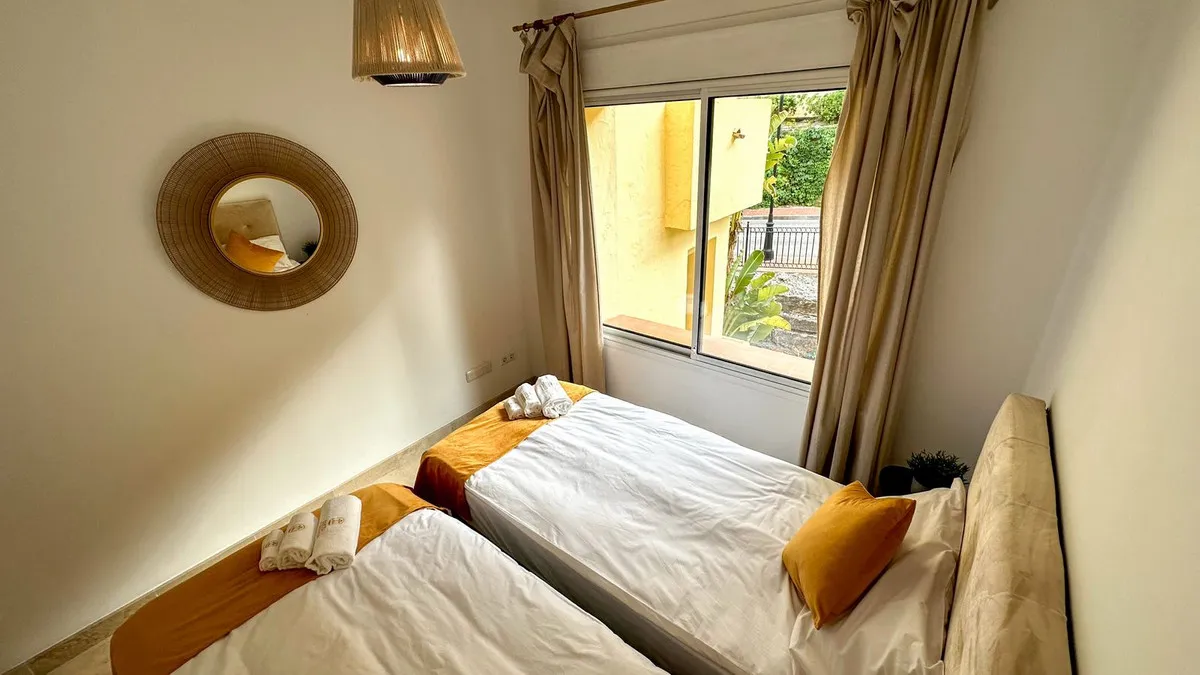 ef2d3026-6477-4eae-b9ca-c1f6f8a6c03f