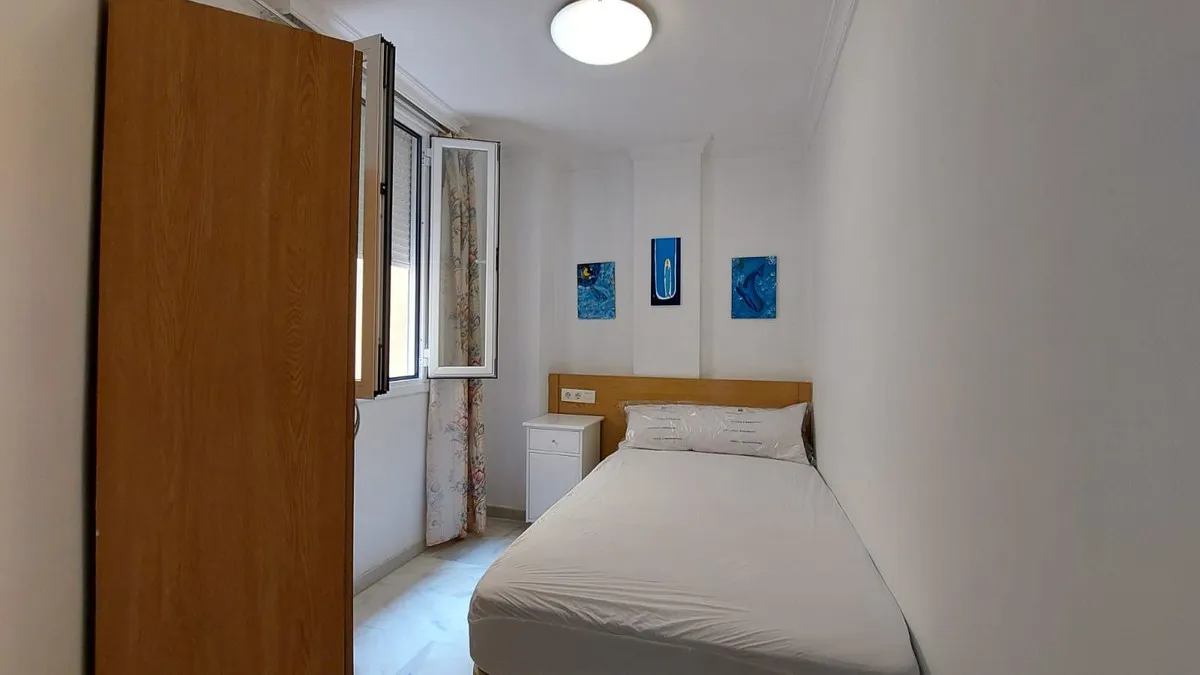 13e92e15-23d1-427a-9131-3936878ee4a4