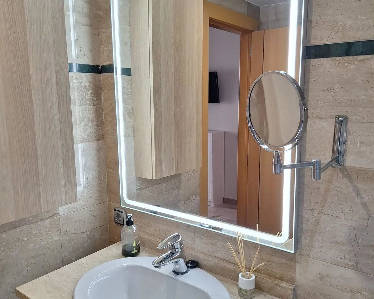 23ad7811-8118-41b1-af56-3f60586453f3