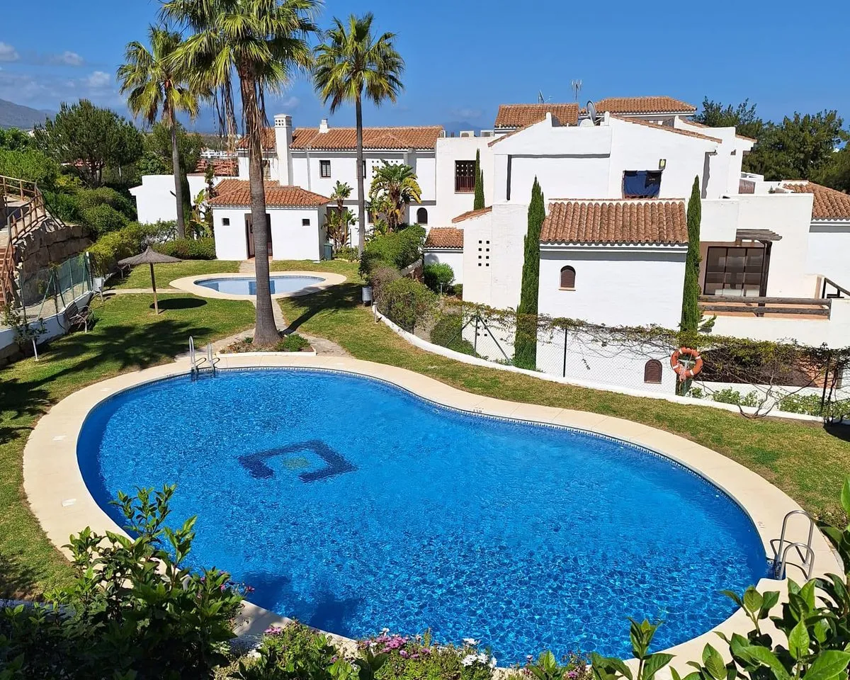 24a39253-7740-4616-8247-93e71b1ff813