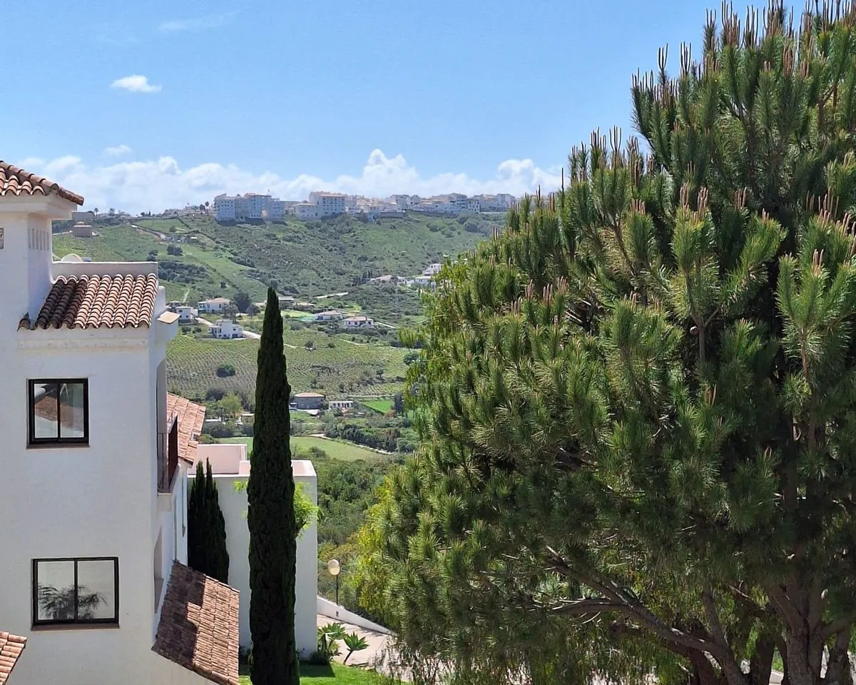 f0f9b27a-8bdc-4b72-8031-28f42468bc35