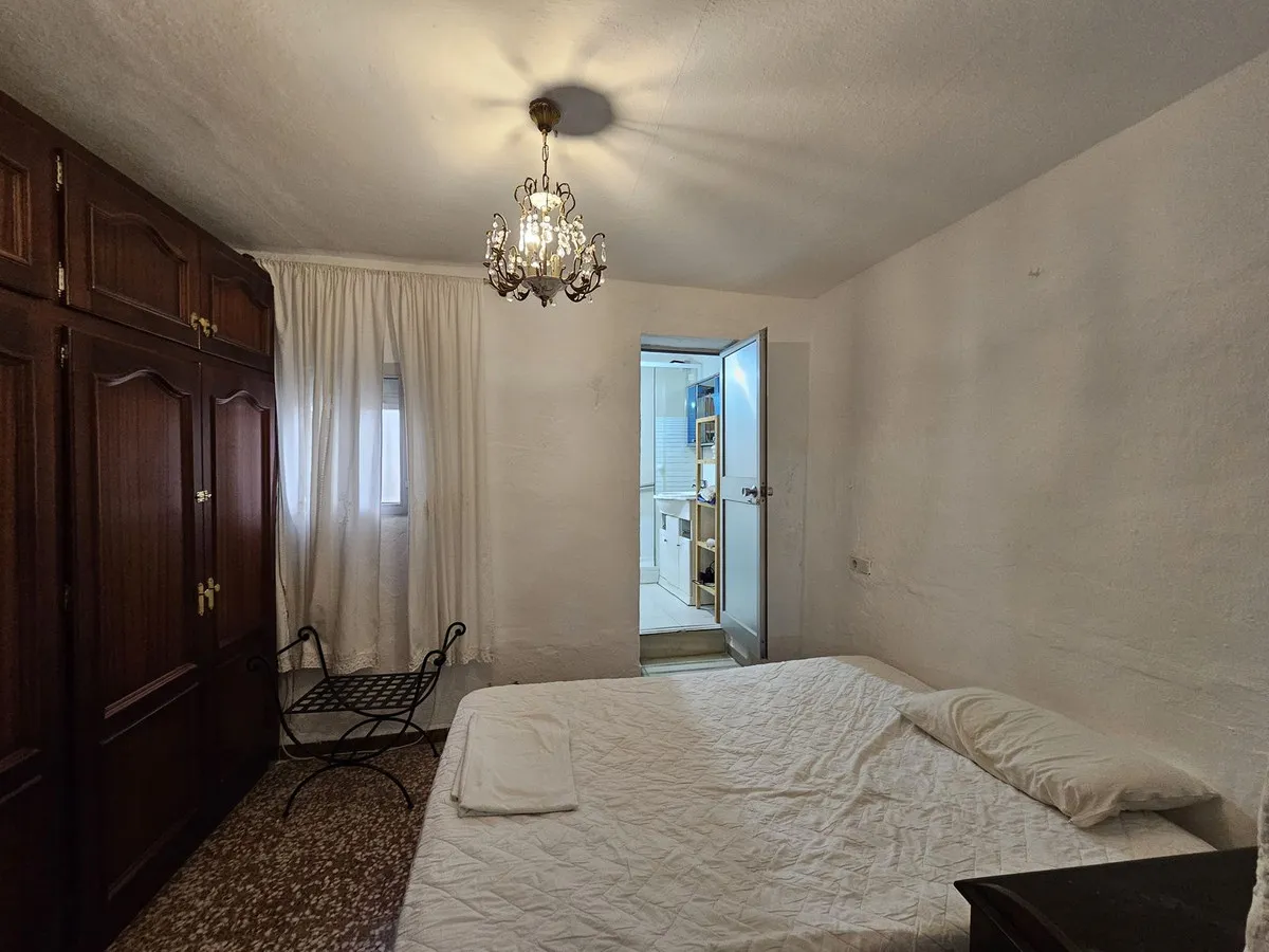 0b34117f-3144-45be-93c1-d4b27e9aaa4f