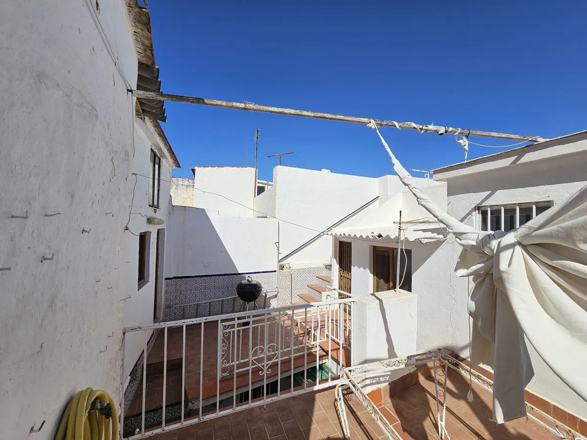 22c45db2-7fda-4153-87f3-3ca9ef69f6a1