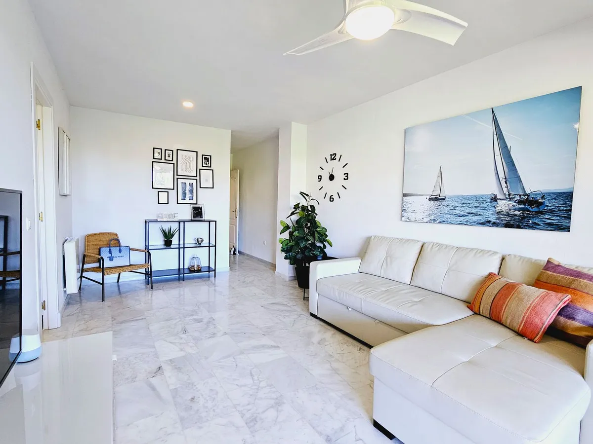 2fdae909-1dd4-4fb8-bf9b-9c7a6993bdb3