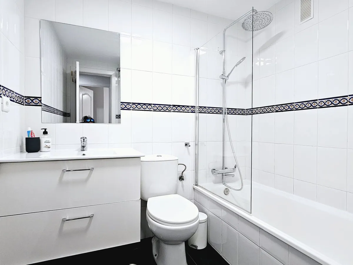 ca108296-76d2-4dae-b330-ea3652910ebd