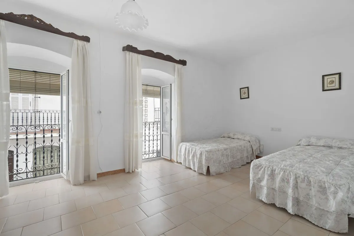 134942ed-b698-44e5-b4ae-f56234233bea