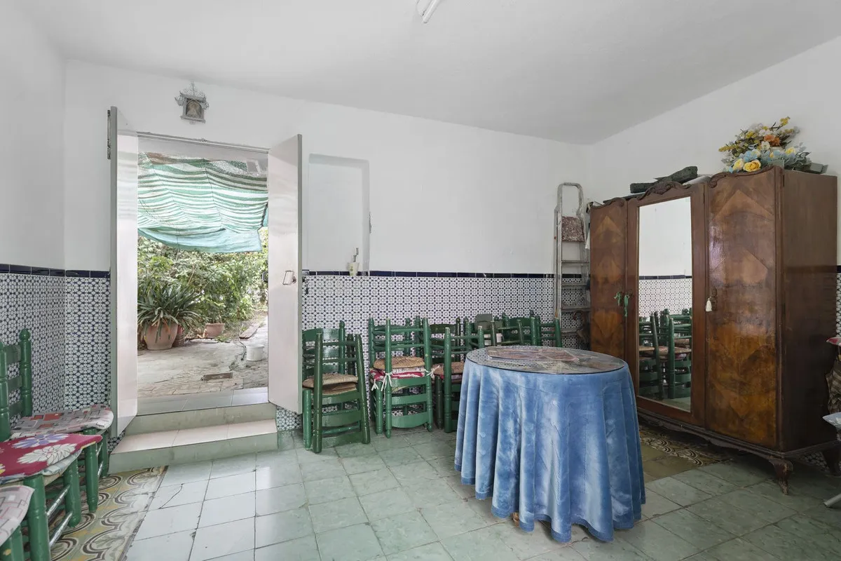 793cadd1-e27c-42c1-a7d6-55f20a25091a