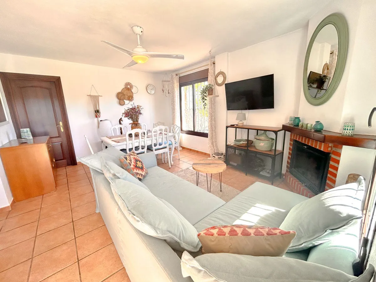 0c9c5feb-2055-4ed7-bb21-5db4f49bb49e