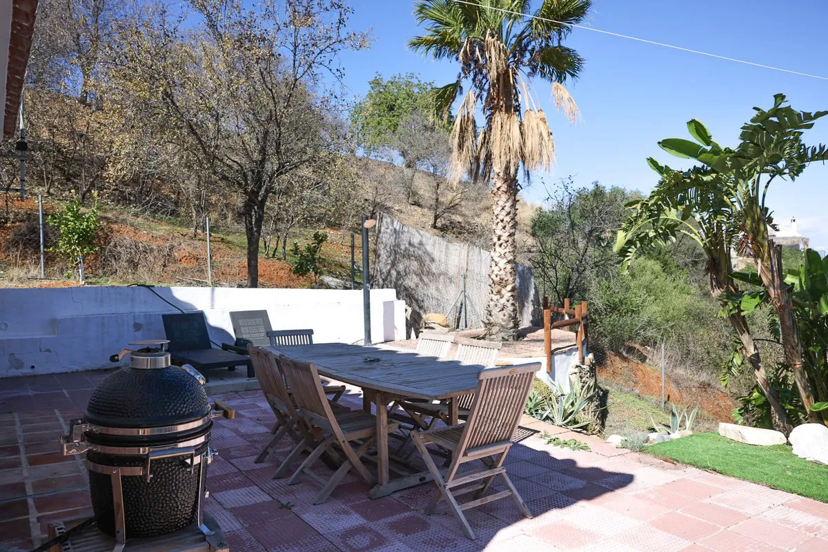 76a34d2e-0ff8-487e-9ada-ef49f245b858