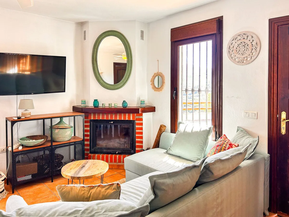 b78f1709-a30f-4c05-bd62-3771c8cab299