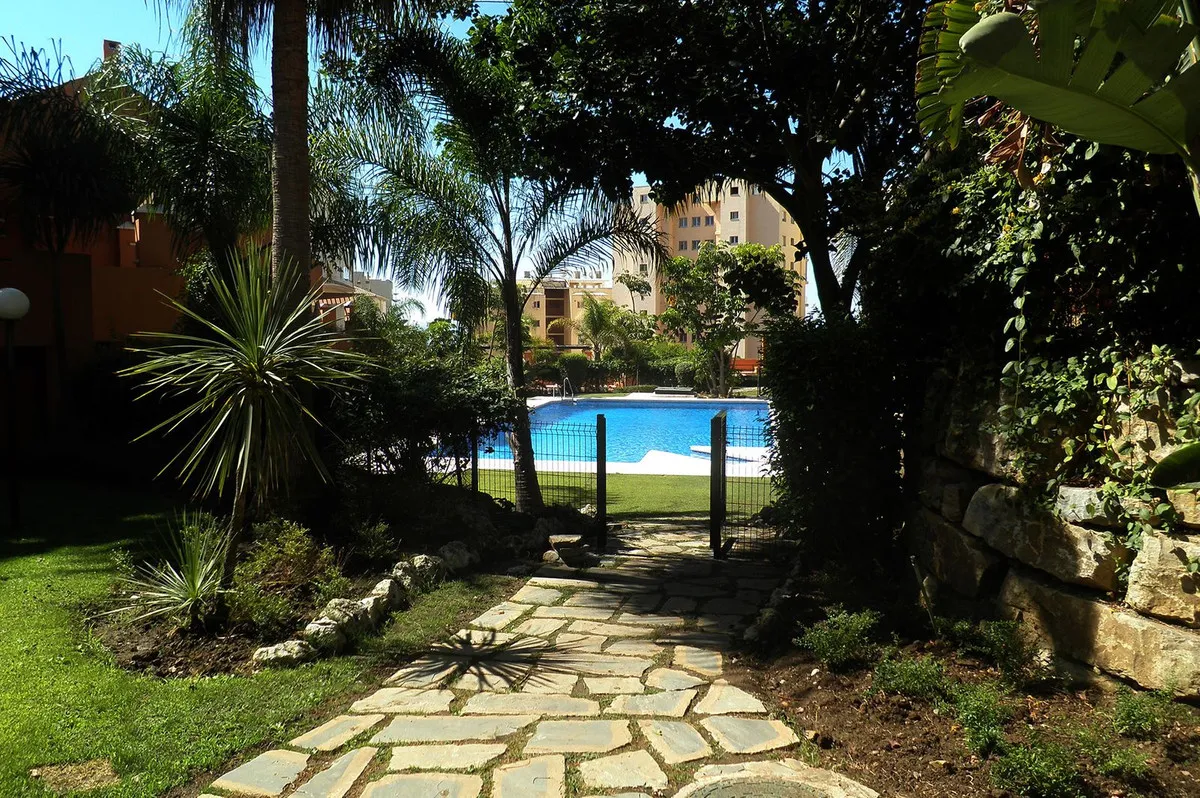 aeed2452-1246-4310-bcc4-a1c7eae49b69