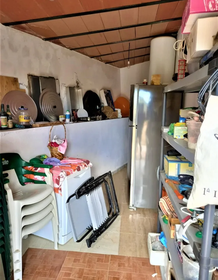 f59f5eb7-36a9-476e-a13c-449a33cdf5ce