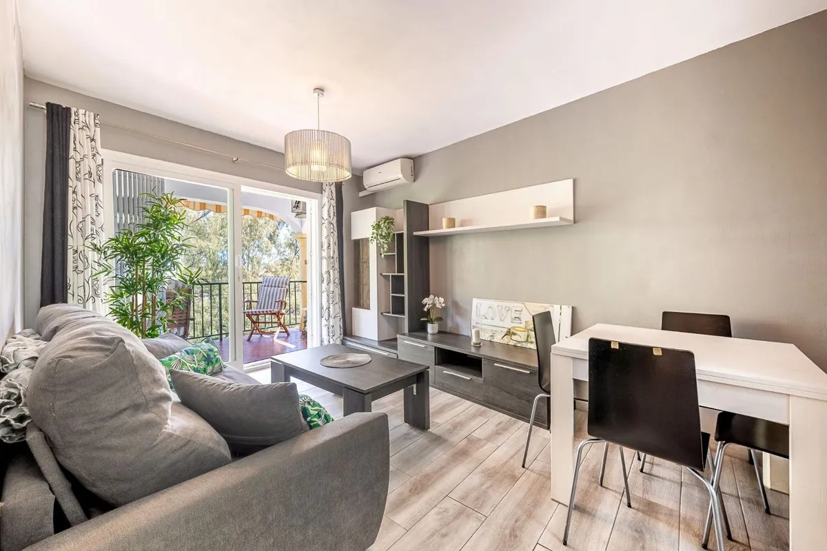 5f8b71a7-ee30-4aa1-8c29-486a0b3571c4