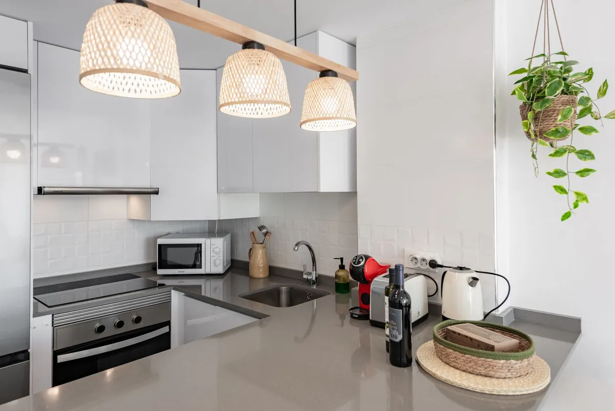 1647b0e8-8d5d-4f8c-8aee-a6e310eb7528